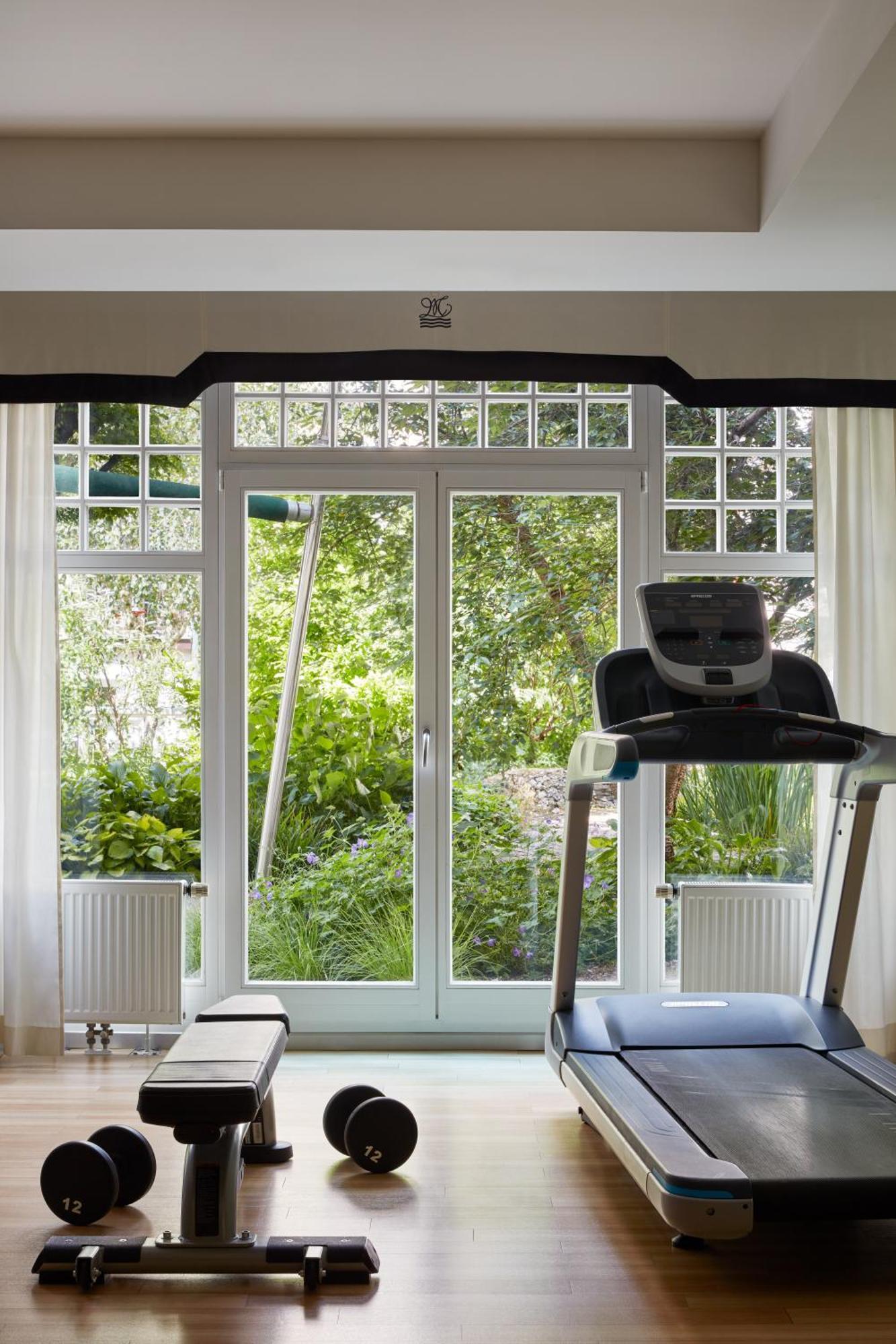 Falkensteiner Spa Resort Marianske Lazne Ngoại thất bức ảnh A treadmill in a home