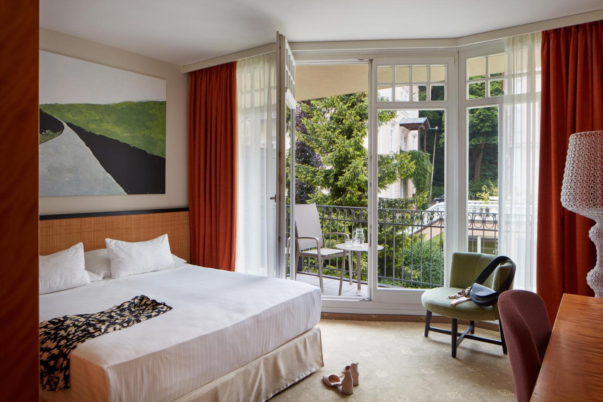 Falkensteiner Spa Resort Marianske Lazne Ngoại thất bức ảnh A room at the Hotel de l'Europe